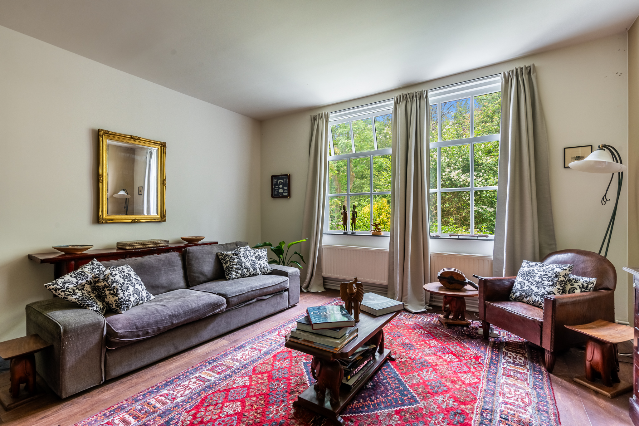 AM100699-33930-200933129