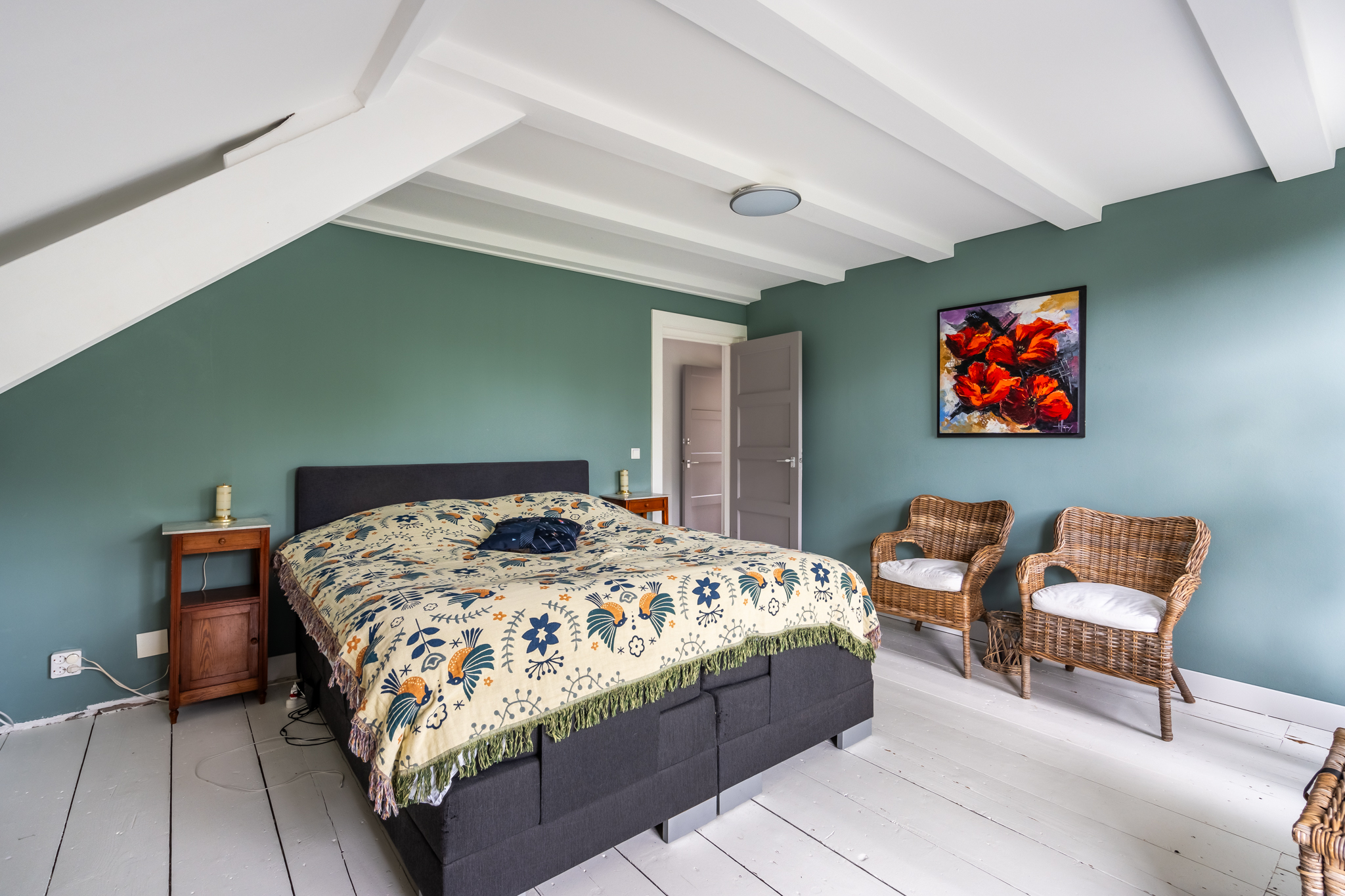 AM100699-33930-200933189