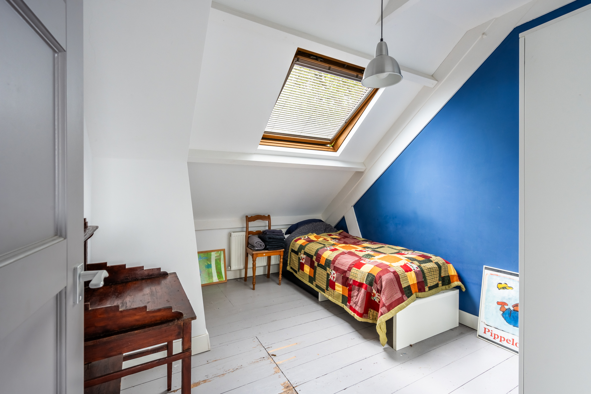 AM100699-33930-200933211