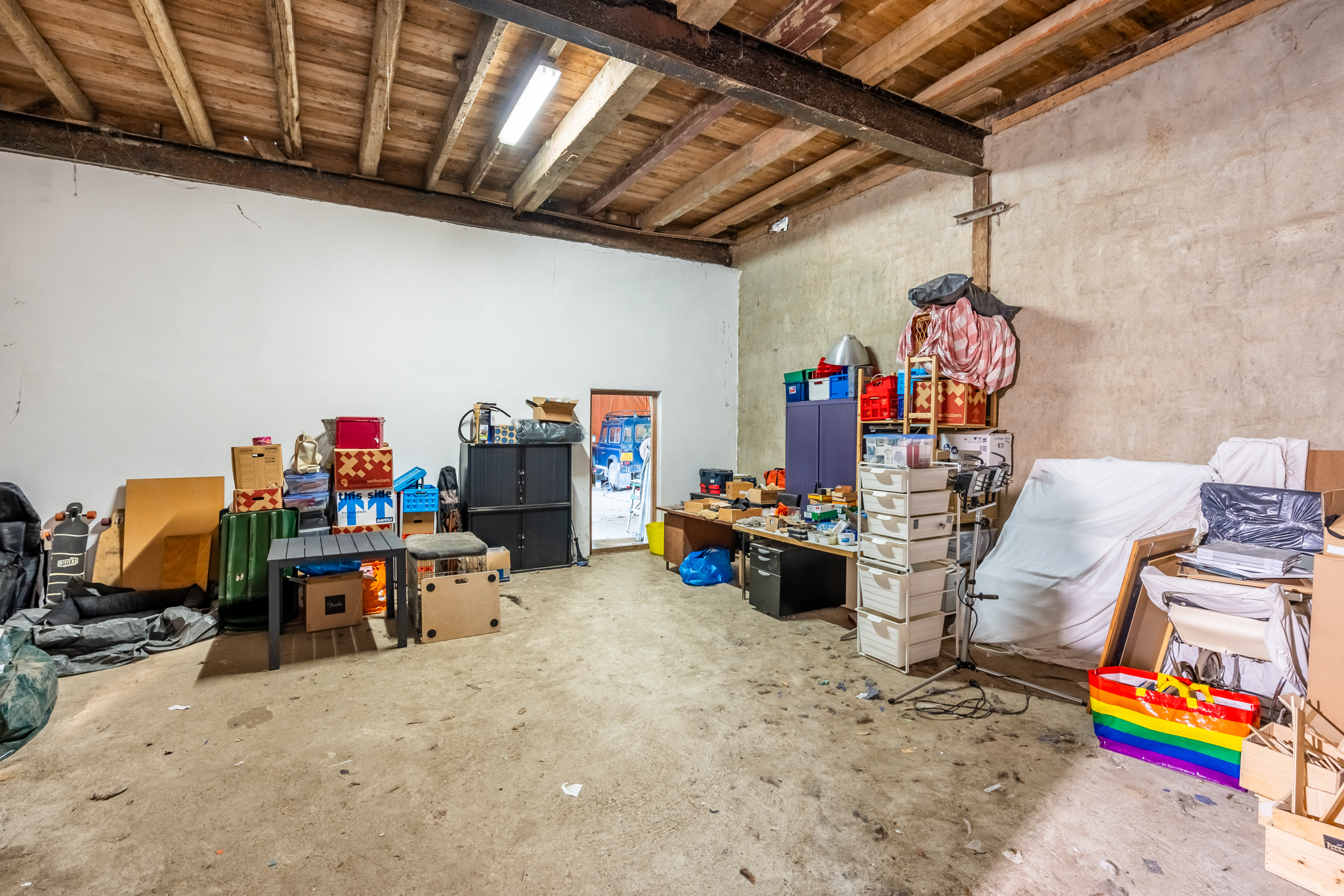 AM100699-33930-200933345