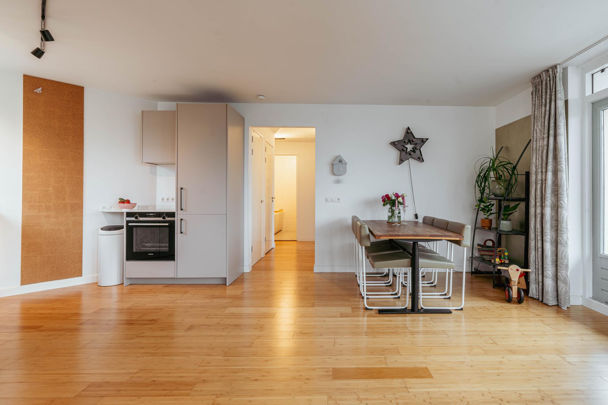 AM100728-37727-Van-Noordtkade-32B,-Amsterdam-214940361