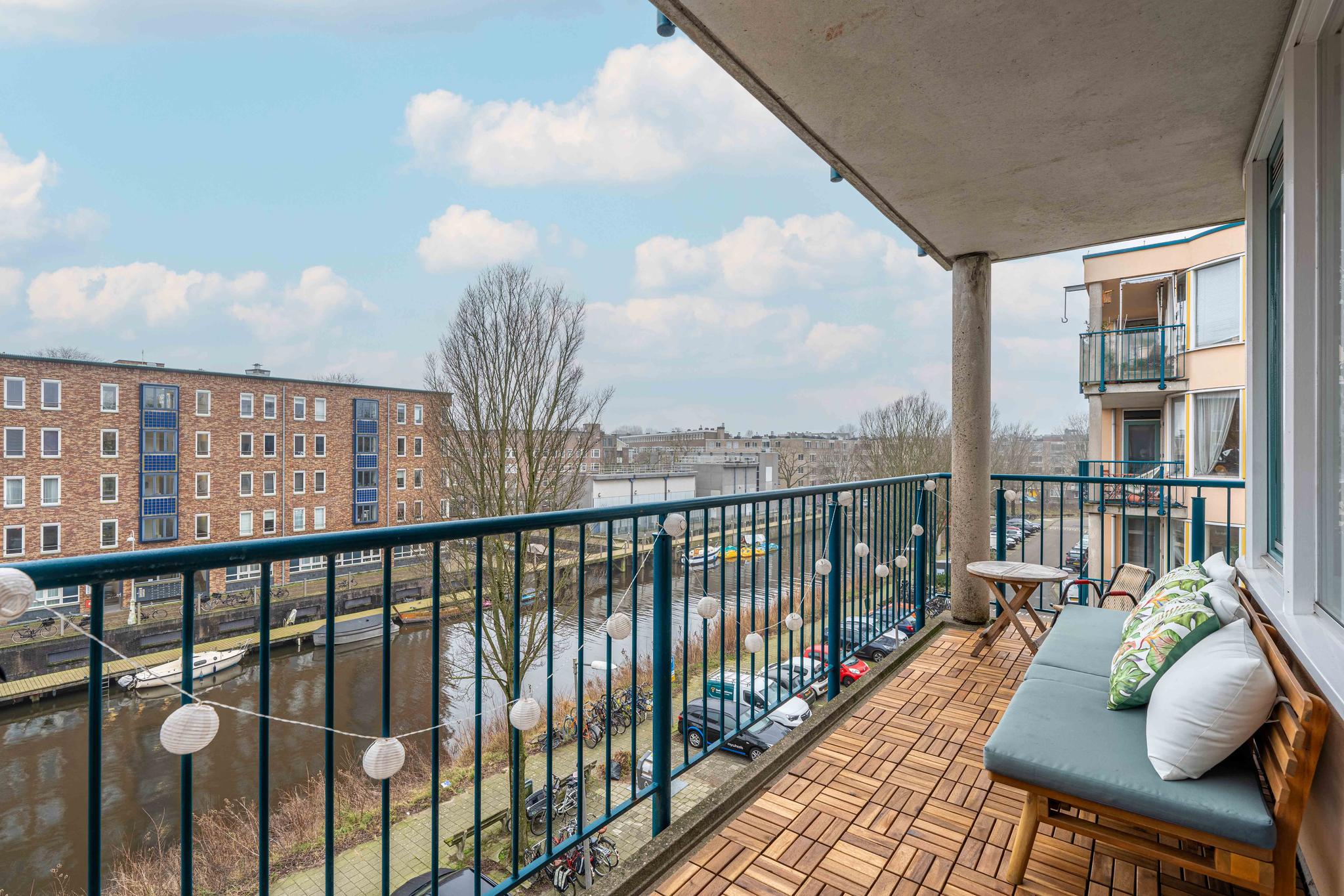 AM100728-37727-Van-Noordtkade-32B,-Amsterdam-214940365
