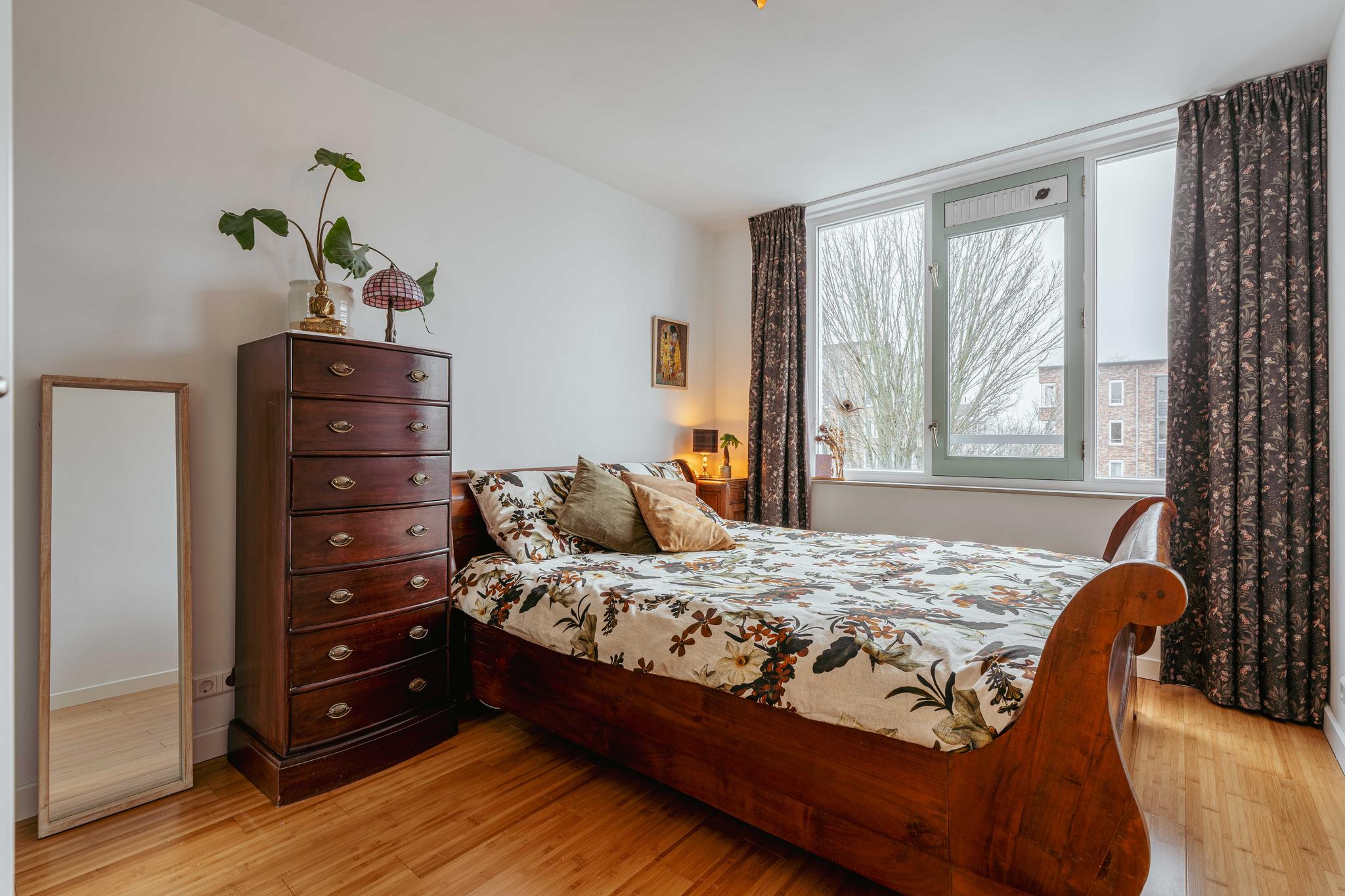 AM100728-37727-Van-Noordtkade-32B,-Amsterdam-214940385