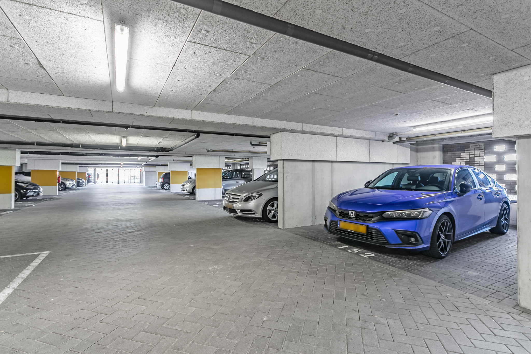 AM100741-44193-Vurehout-435,-Zaandam-220858353