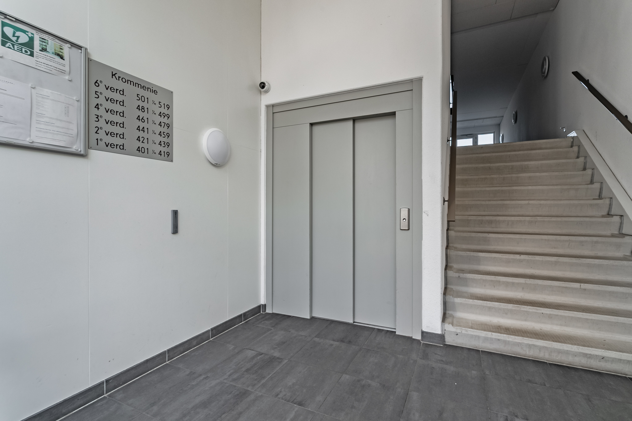 AM100741-44193-Vurehout-435,-Zaandam-220858405