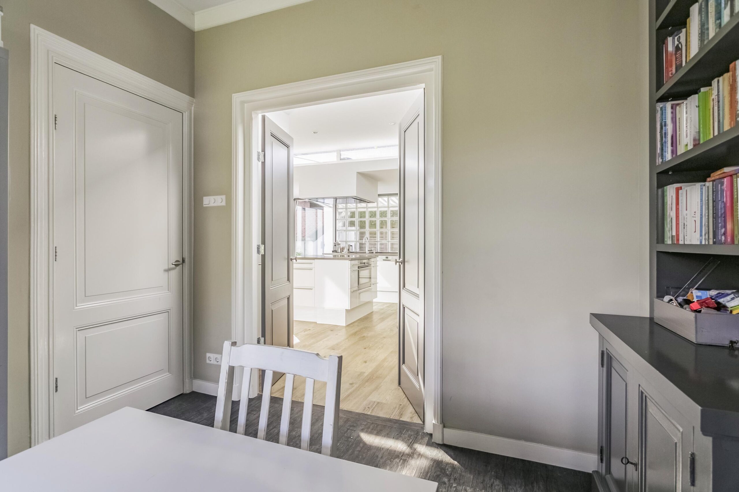 AM100792-49832-Singel-111,-Bussum-248349832