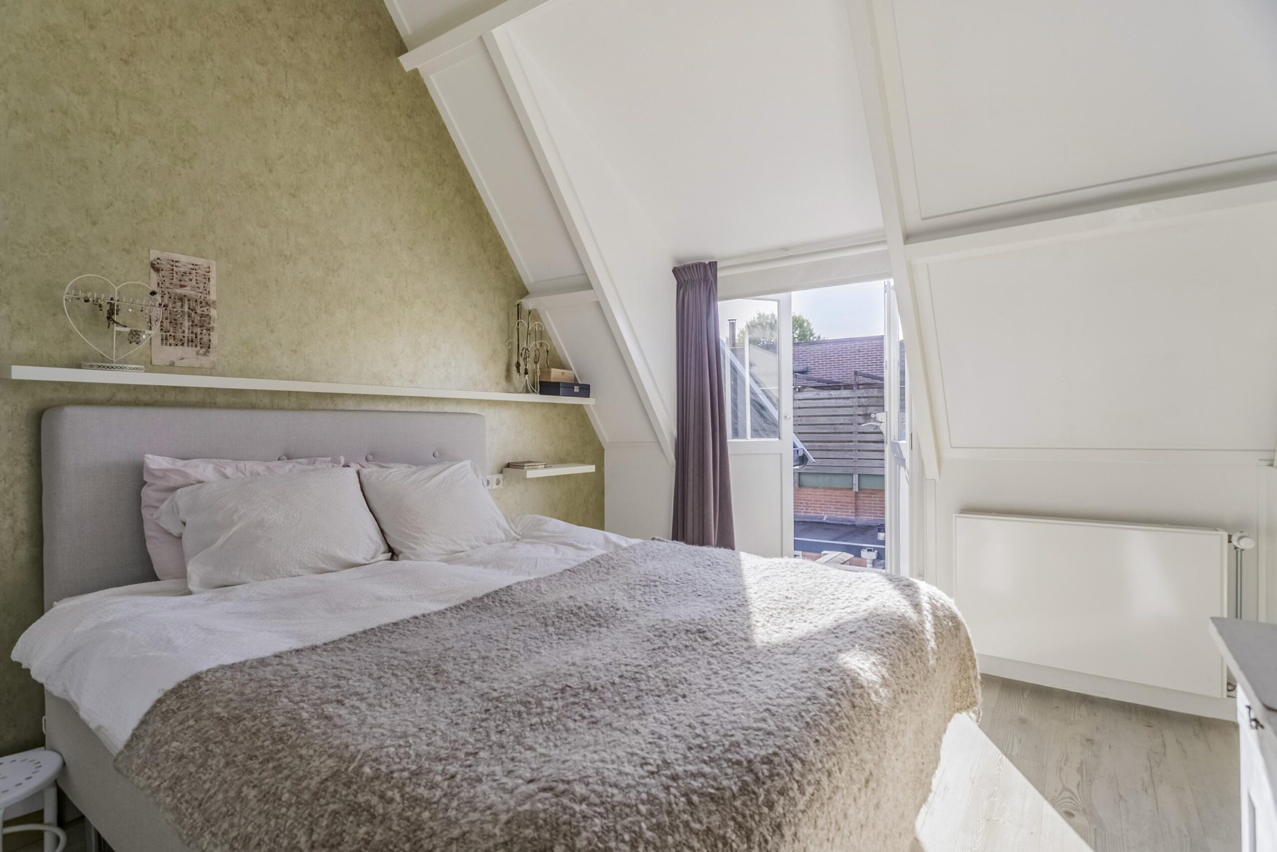 AM100792-49832-Singel-111,-Bussum-248350344