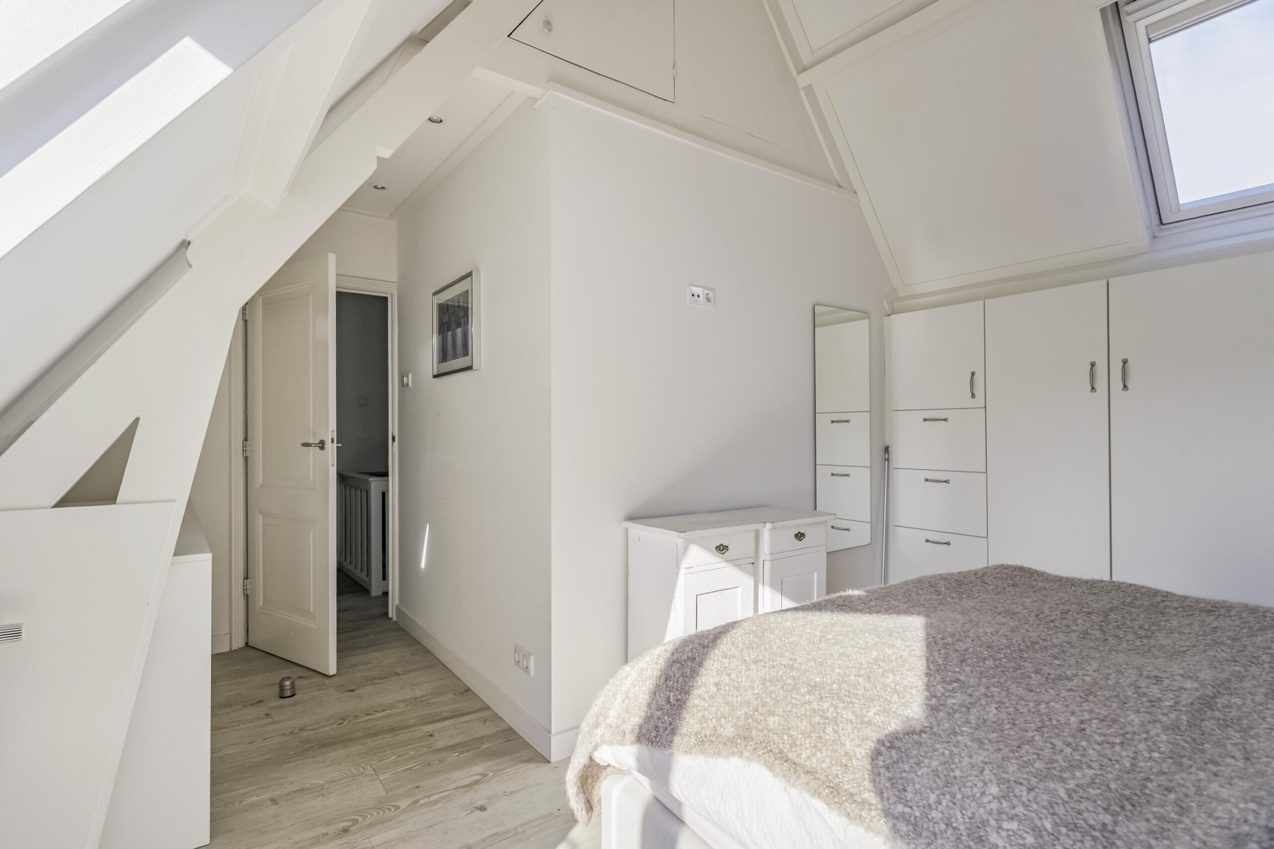 AM100792-49832-Singel-111,-Bussum-248350350