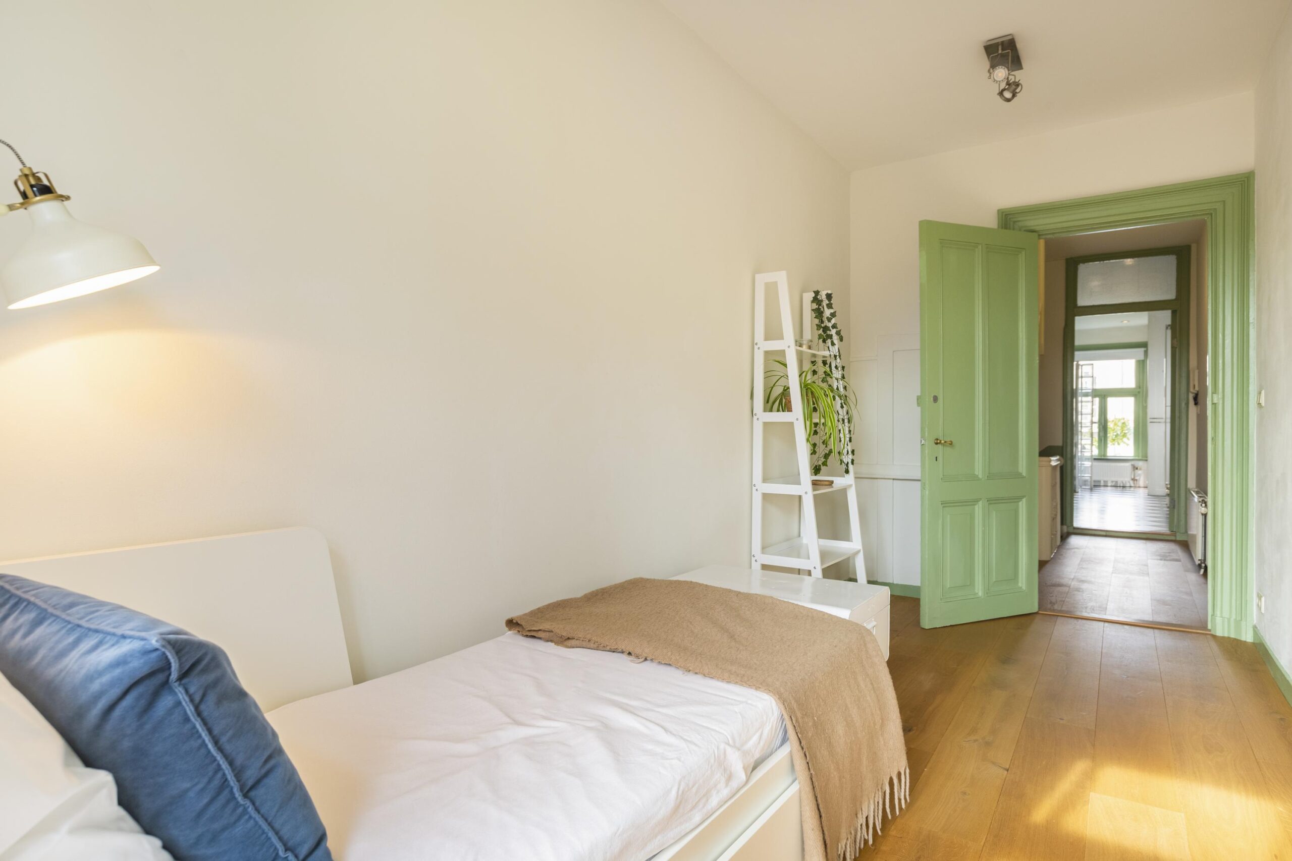 AM100793-49931-Overtoom-12-3,-Amsterdam-249084042