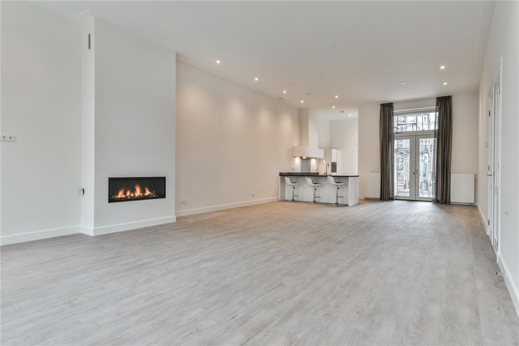 AM100815-52343-Stadhouderskade-142A,-Amsterdam-259426192