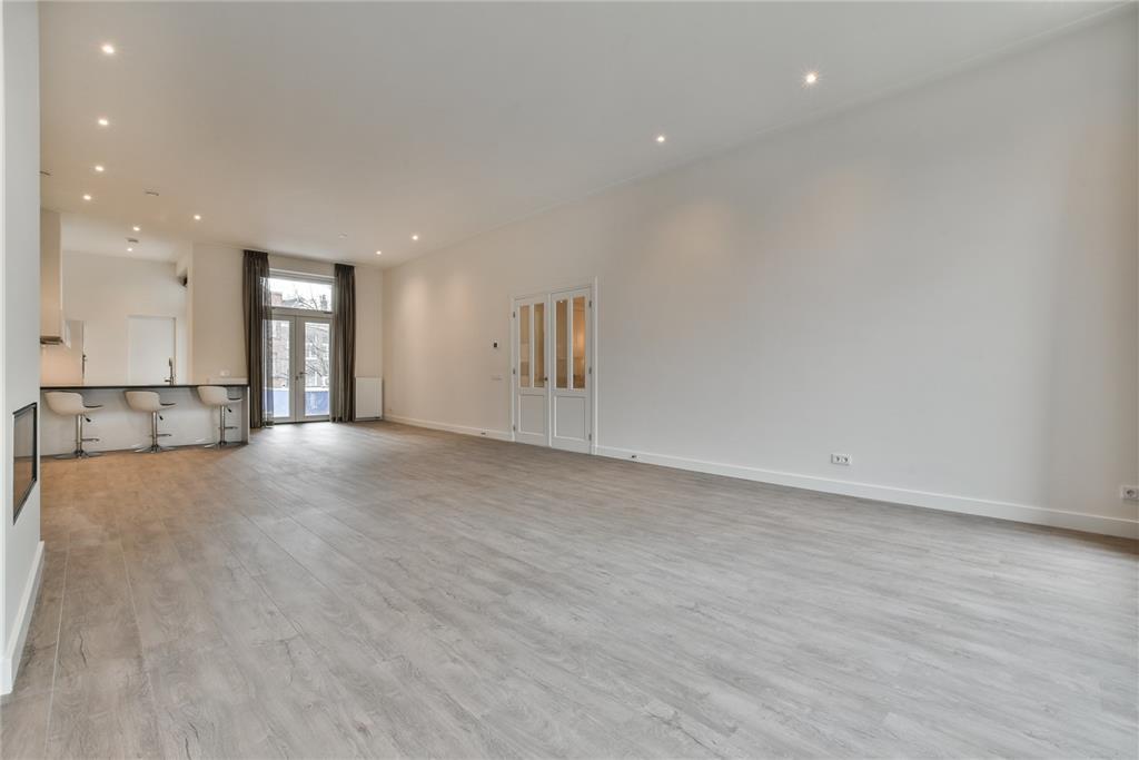 AM100815-52343-Stadhouderskade-142A,-Amsterdam-259426194