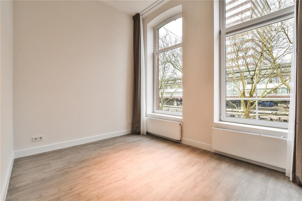 AM100815-52343-Stadhouderskade-142A,-Amsterdam-259426210