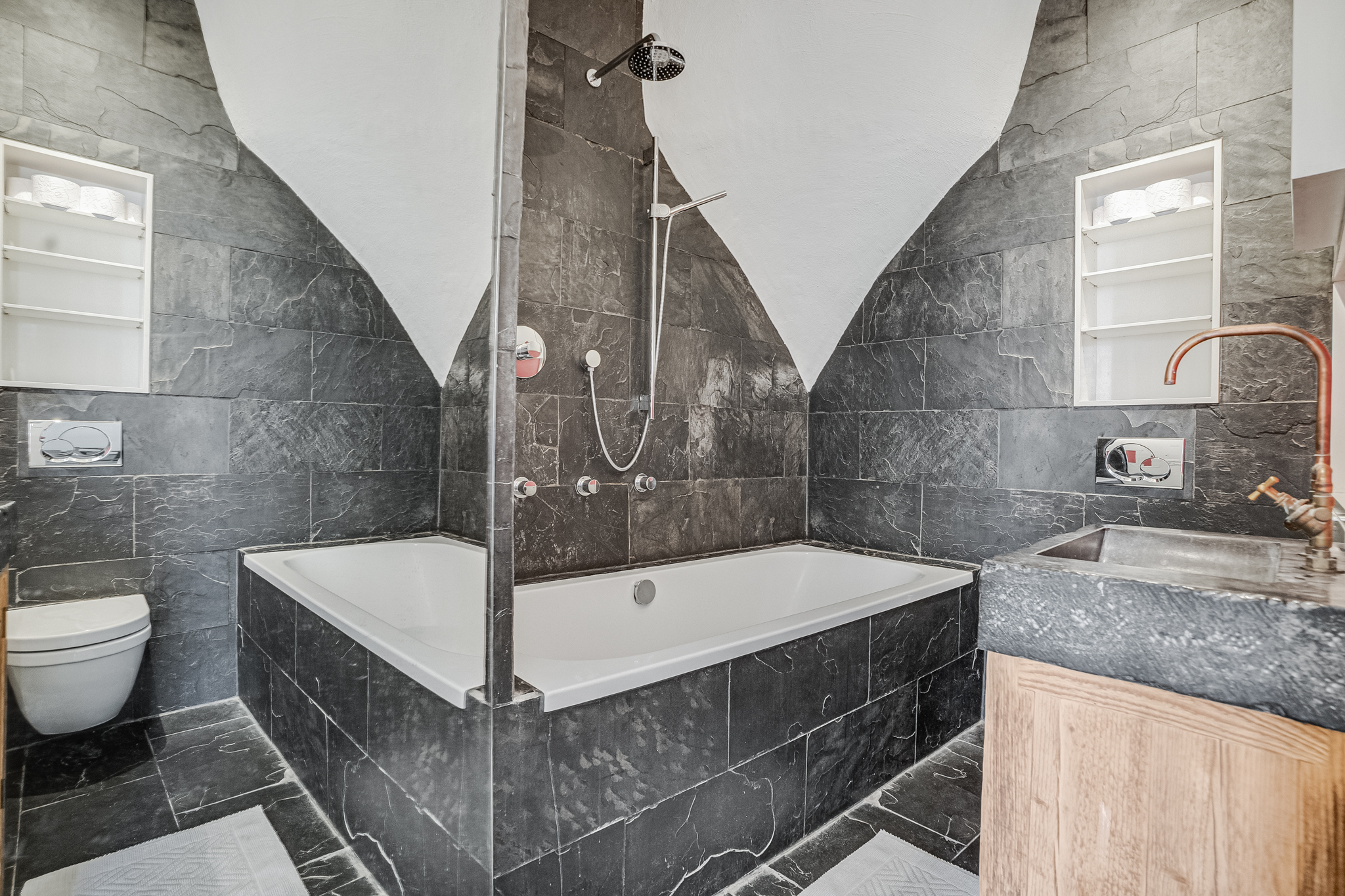 AM100831-54597-Sloterkade-128H,-Amsterdam-273775752