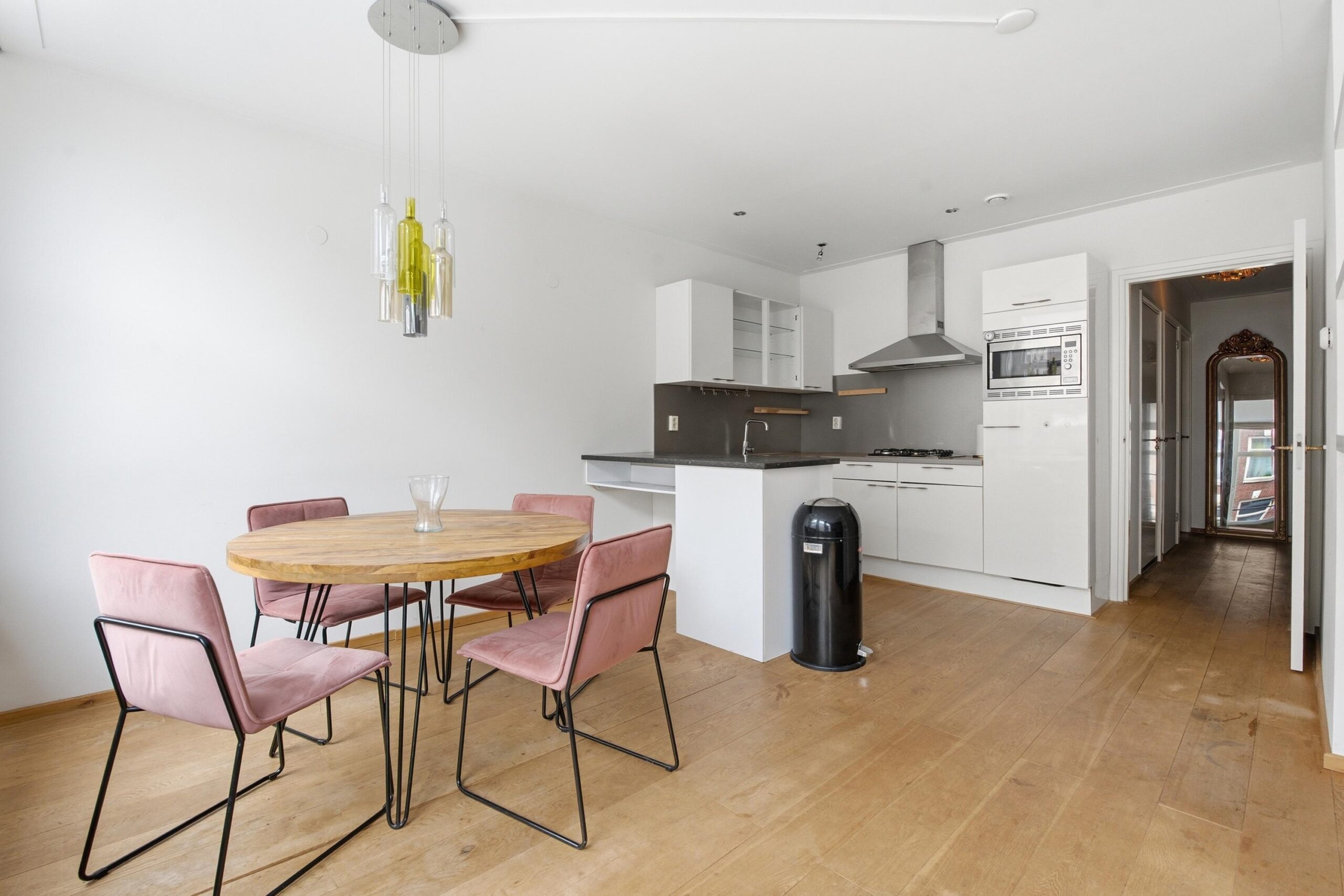 AM100850-56256-Albert-Cuypstraat-201-1,-Amsterdam-279744748