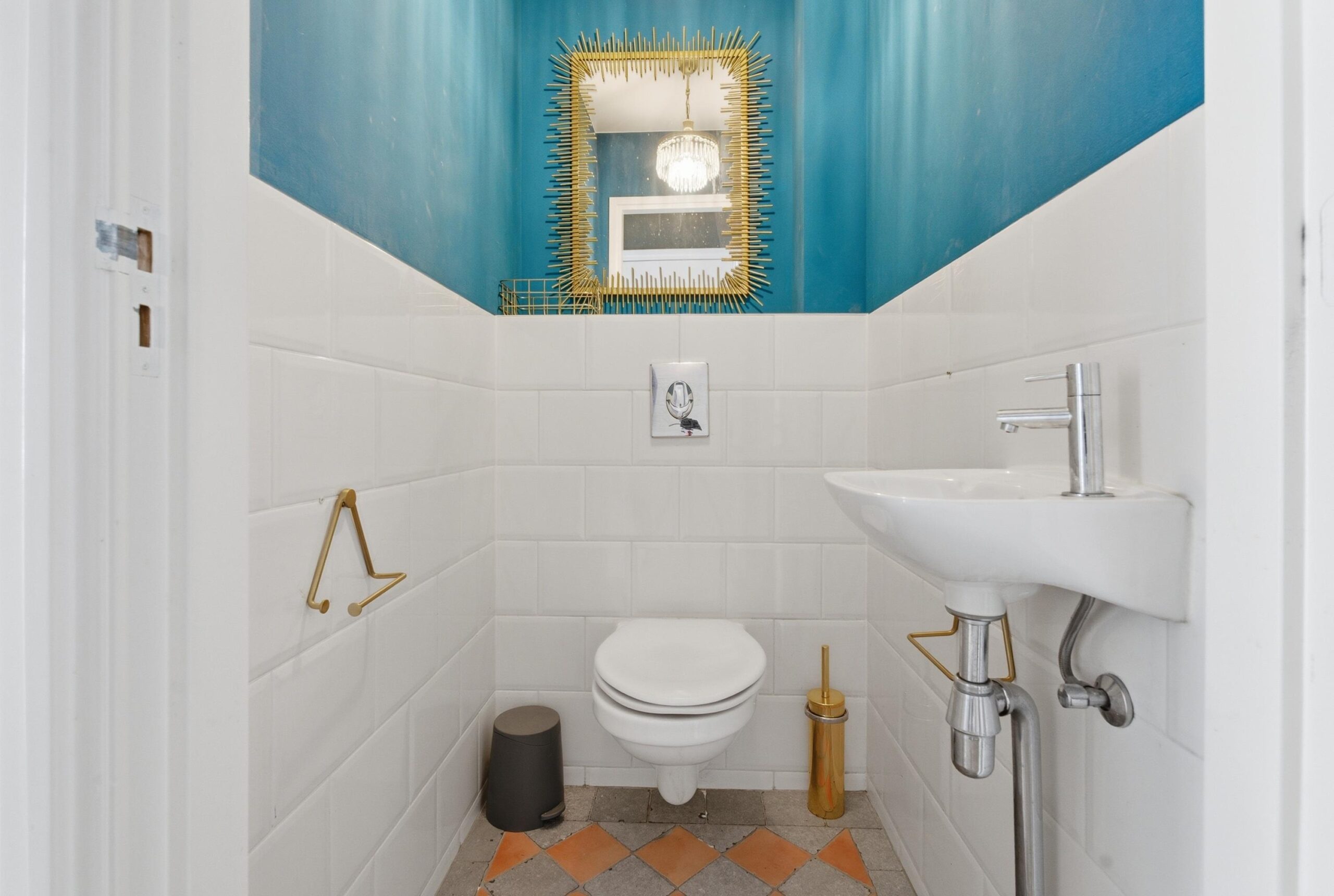 AM100850-56256-Albert-Cuypstraat-201-1,-Amsterdam-279744780