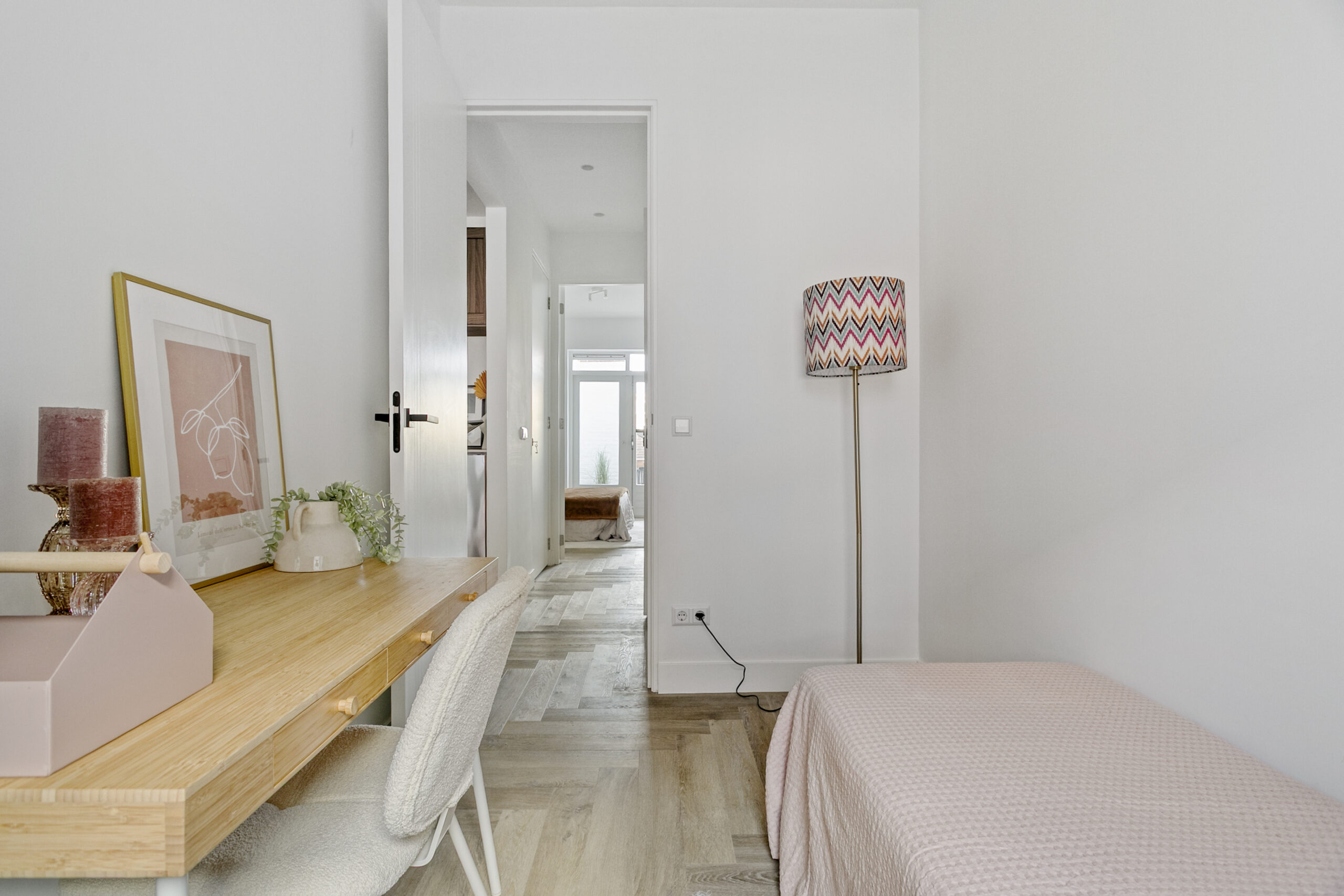 BM100112-52049-Landstraat-8A,-Bussum-255888954