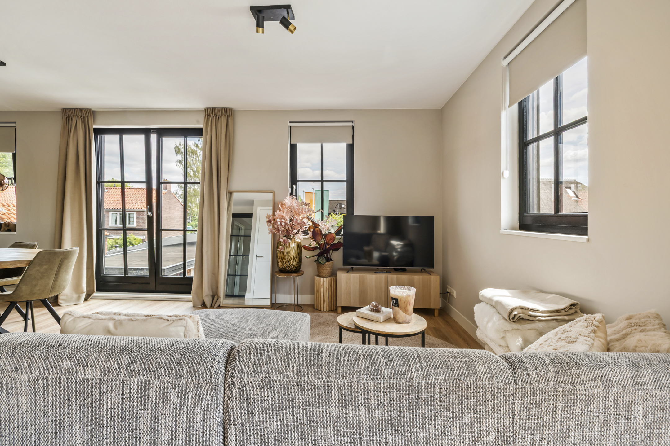 LT100672-56510-Oud-Loosdrechtsedijk-200A,-Loosdrecht-283981309